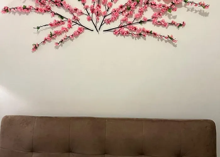 Osaka Theme Lrt Gilmore Robinsons Magnolia Pool Free Netflix Prime Hbo Max Internet Apartamento Manila