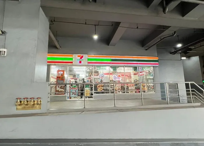 Osaka Theme Lrt Gilmore Robinsons Magnolia Pool Free Netflix Prime Hbo Max Internet * Manila